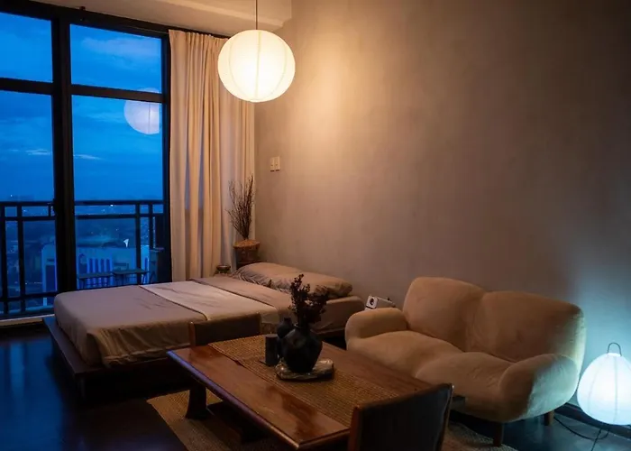 Wabi-sabi At Knightsbridge Residences Apartment *